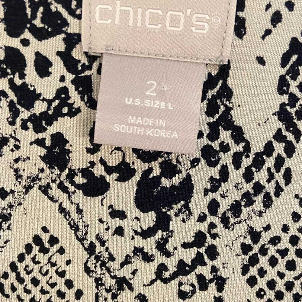 Chico's Black and White Snake Print Long Sleeve Top - Picture 6 of 10